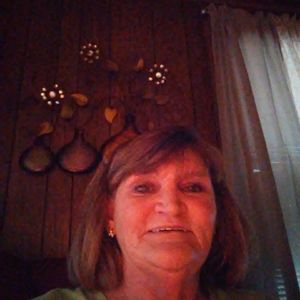 Meet your Posher, Bobbie